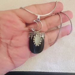 17.5" Crescent Moon Black Stone Pendant Necklace
