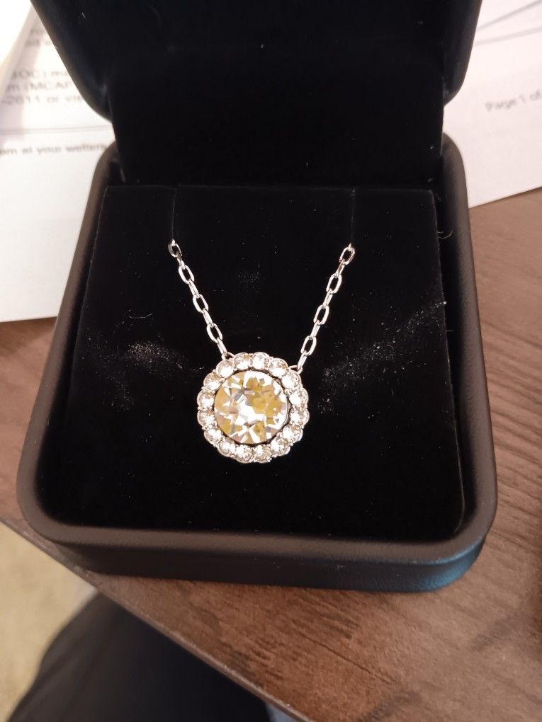 Silver Circle Pendant With Crystals