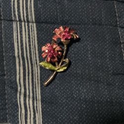 Beautiful pink flower brooch