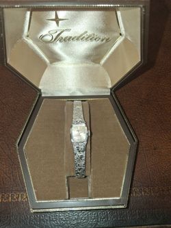 Tradition Vintage Ladies Dress Watch