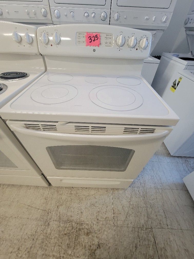 Ge Electric Stove Used Good Condition With 90day's Warranty