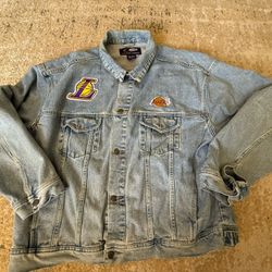 Vintage 90’s Cyrk Clothing Company Los Angeles Lakers Denim Jackets Size 3XL, Not Kobe, LeBron, Luka, RC, Ralph Lauren, Polo, Tommy Hilfiger