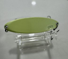 Spoon Fishing Lure 28 Grams Hook Size 1