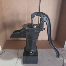Vintage Cast Iron Hand Water Pump