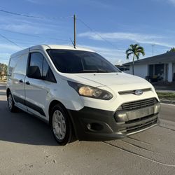 2017 Ford Transit Connect XLT Perfect 