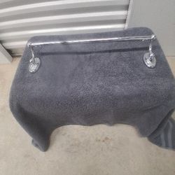 NEW VERY ELEGANT, 19" "BRIZO" POLISHED CHROME TOWEL RACK, GREAT TOWEL RACK FOR THE PRICE