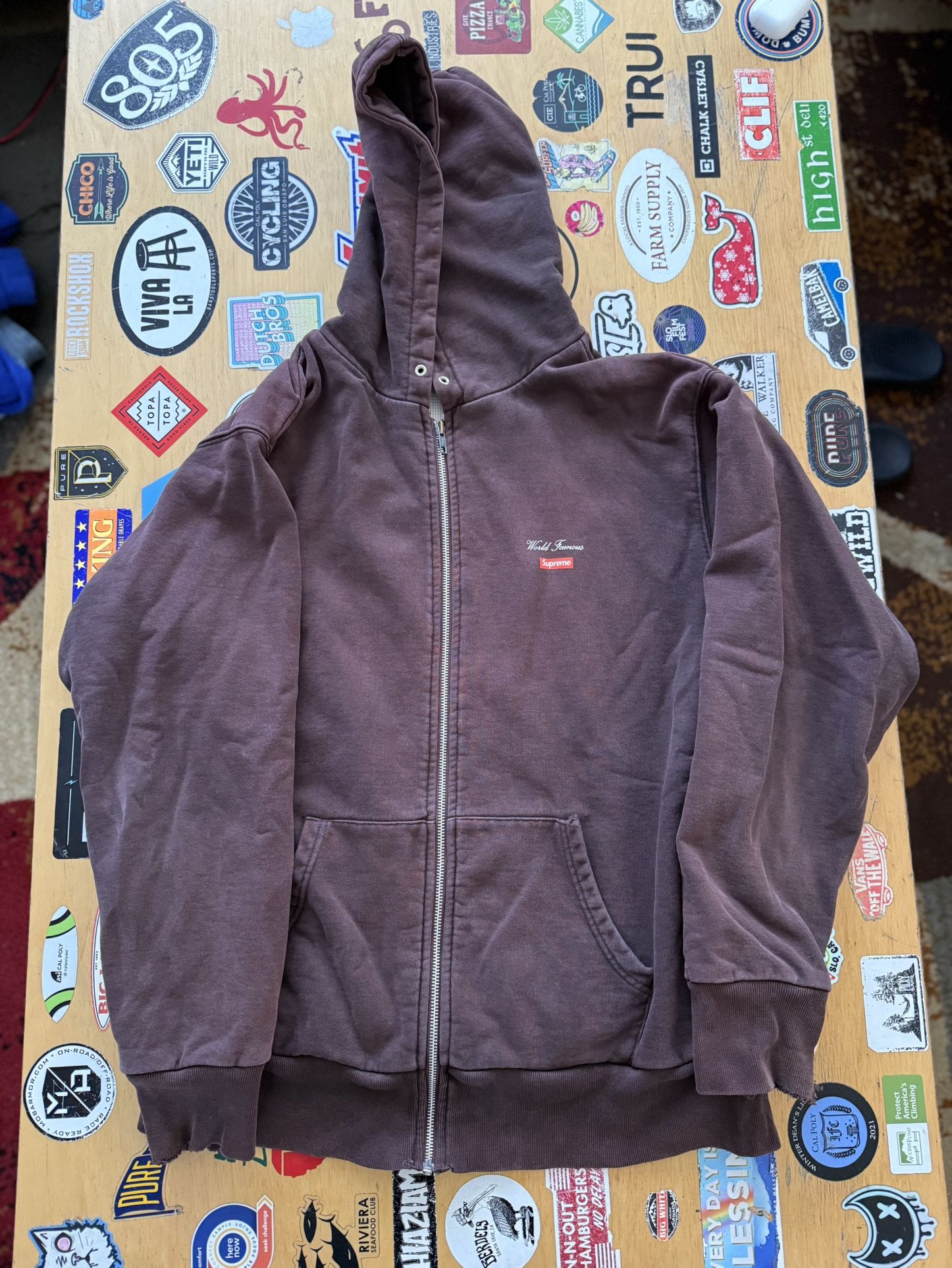 Supreme World Famous Hoodie Brown Zip Up L Canada Made – Vintage OG – Distressed