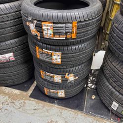 Cosmo 235/45R17 Performance Tire – Superior Grip, Comfort & Long-Lasting Durability