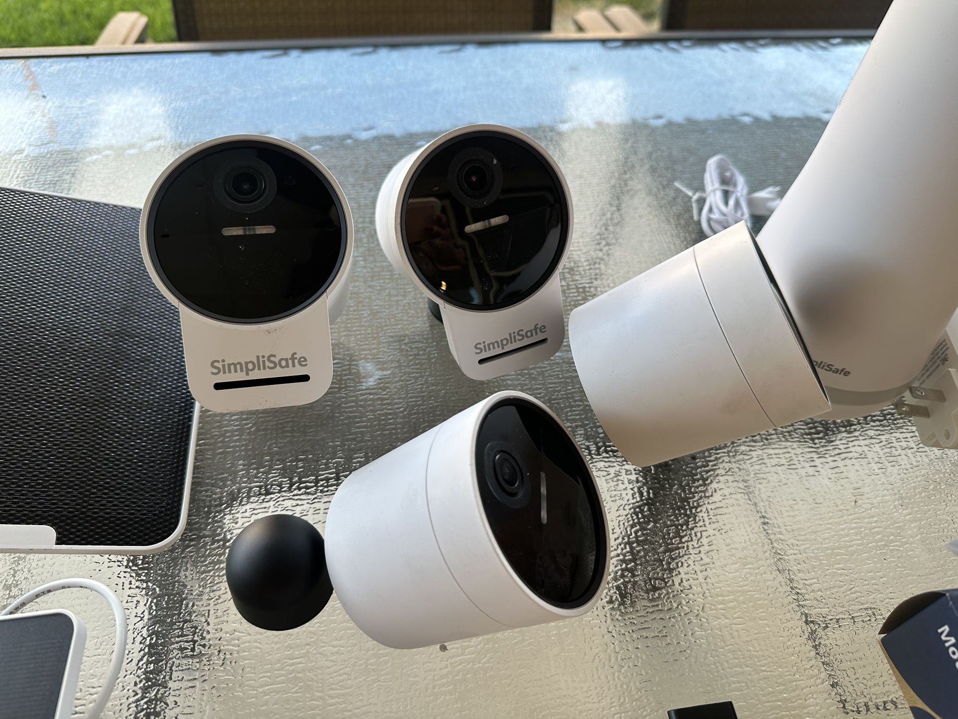SimpliSafe Alarm Outdoor Cameras - Set of 4