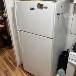 Whirlpool Refrigerator 