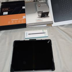 2023 Surface Pro 9 5G 650 Or Best Offer 