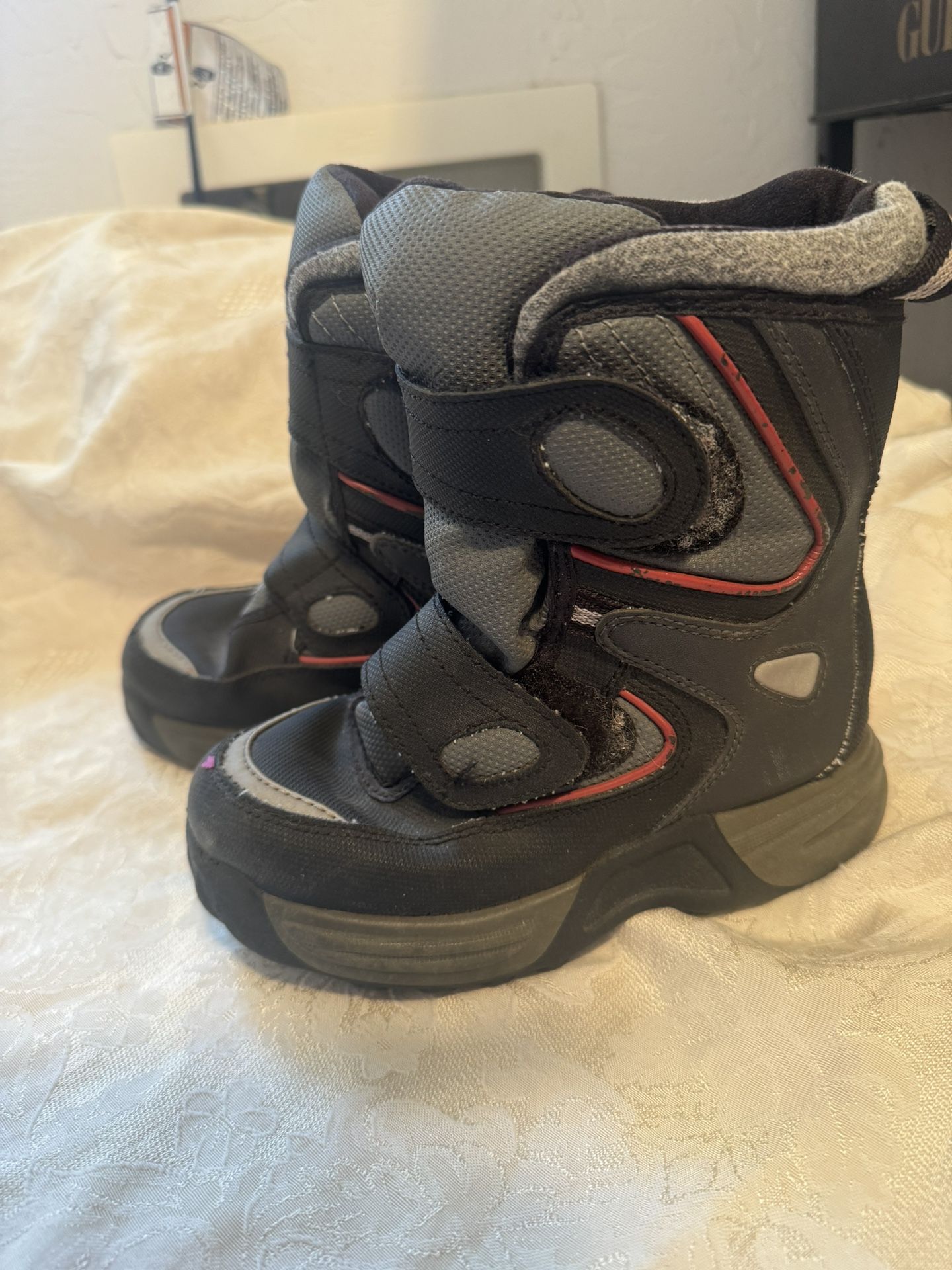 Small Snow Boots Size 7 Boys