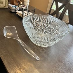 Arlington Vintage Pressed Glass Punch Bowl Set