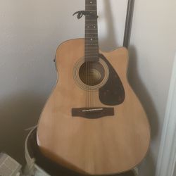 YAMAHA GUITAR GREAT CONDITION