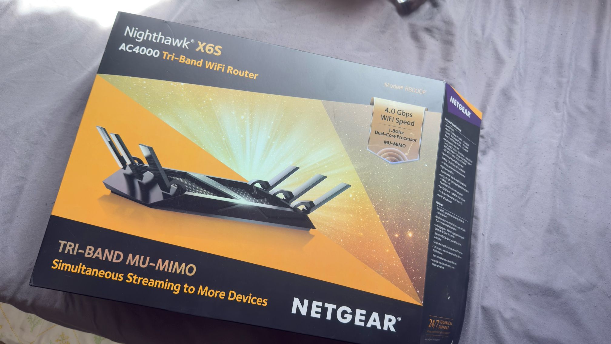 Nighthawk , AC4000 Tri-band WIFI Router