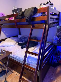 Bunk bed