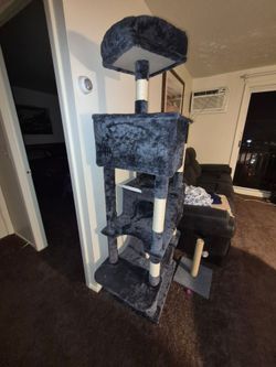 Cat tree