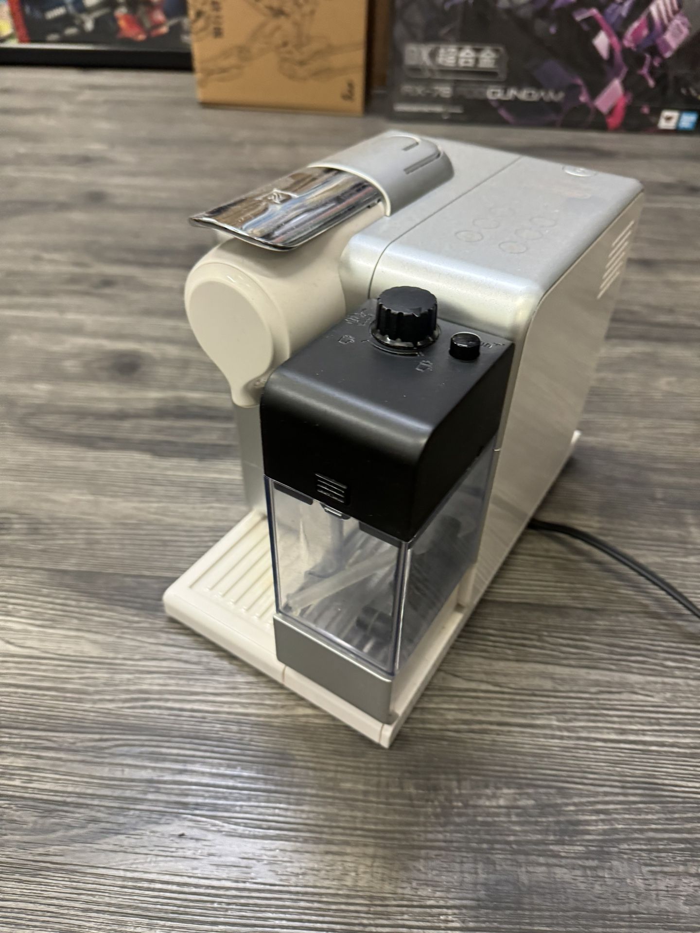 Used Delonghi Espresso Cup Machine En650S