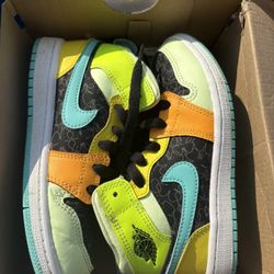 Boys Nike
