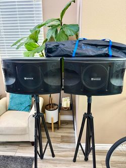 Rockville Speaker with Stand