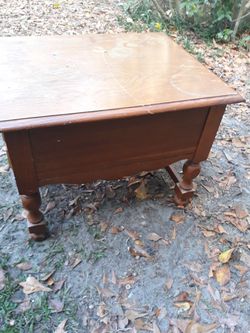 Wood end table or small dresser