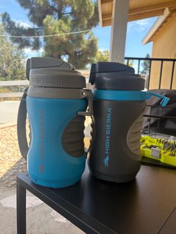 High Sierra Water Bottles Set of 2