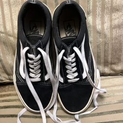 Classic Van’s Shoes With Stripe