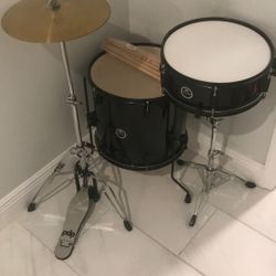 Drums 