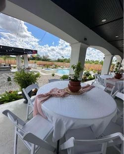 Round tables and garden chairs