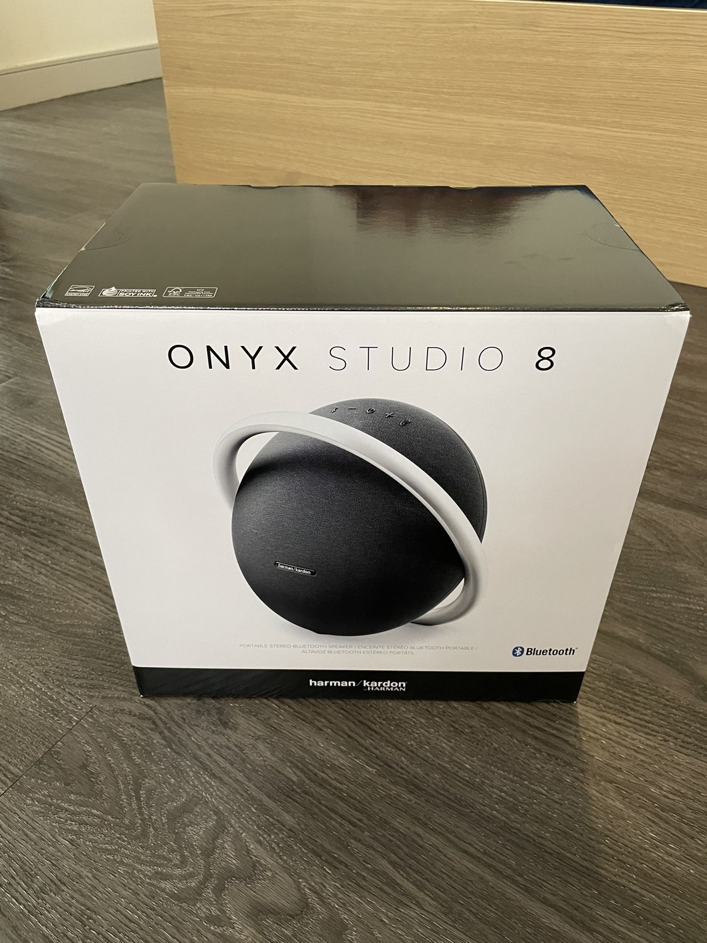 Harman Kardon Onyx Studio 8 Portable Bluetooth Speaker