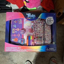 Trolls Stationary  Set