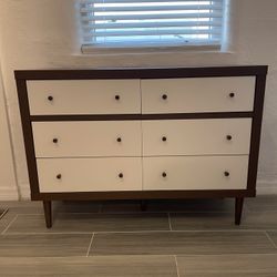 Mid-Century Modern Scandinavian Style White and Walnut Wood 6-Drawer Storage Dresser