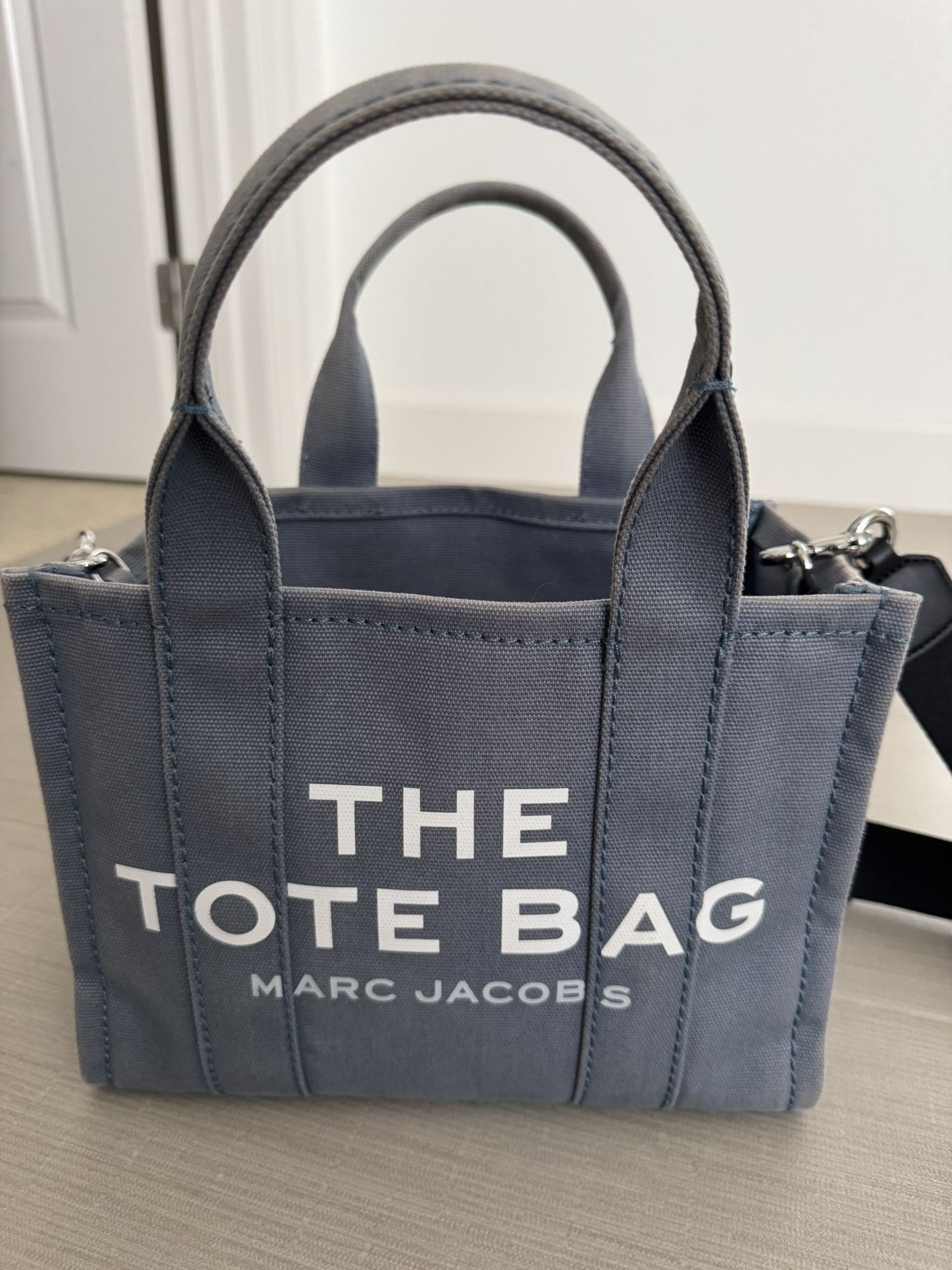Marc Jacobs Small Tote Bag