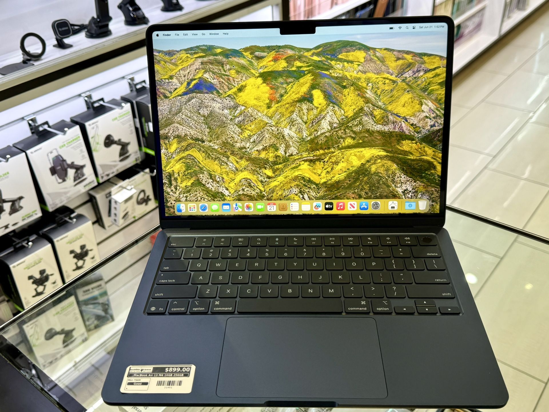 MacBook Air 13 M4 16GB 256gb