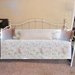 Daybed & Mattress