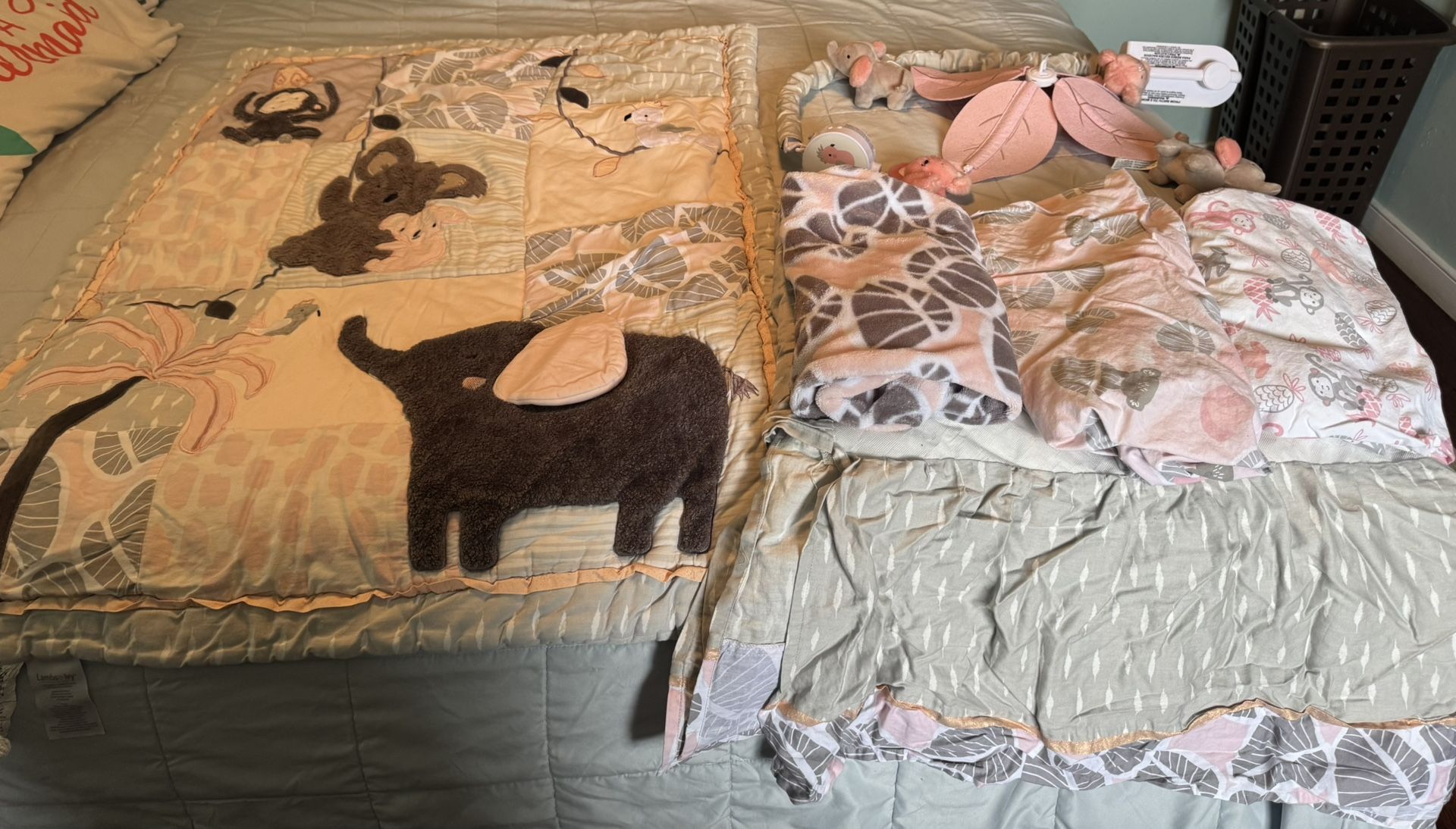 Baby Girl Bedding Set Animals