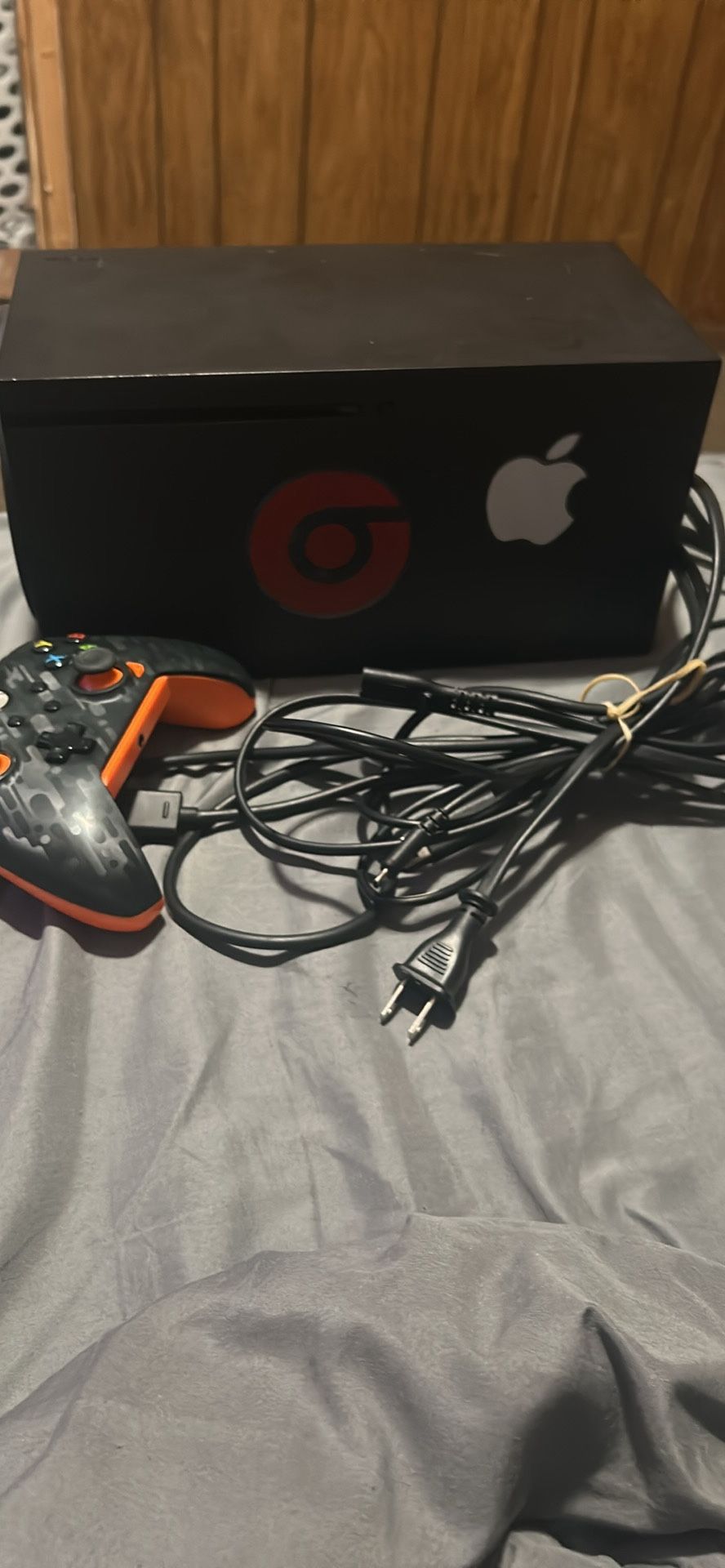 Xbox Series X With Controller 