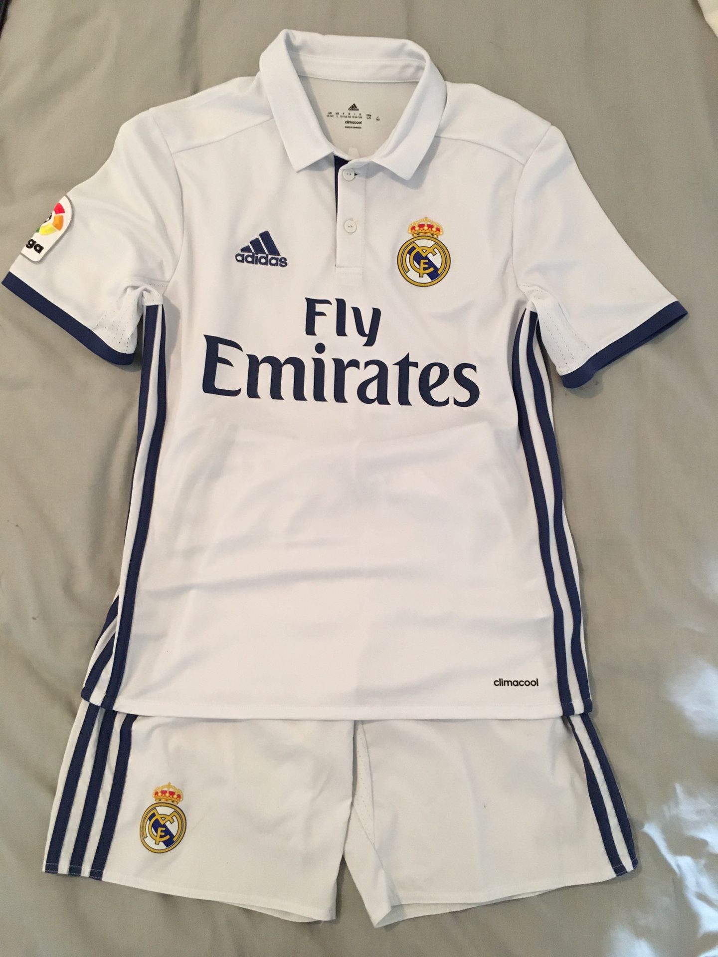 Genuine Real Madrid Youth soccer outfit.