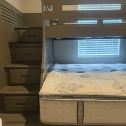 Kids Hilton Head Graphite Twin/ Full Step Bunk 