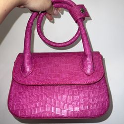 HOT PINK CROC PURSE 