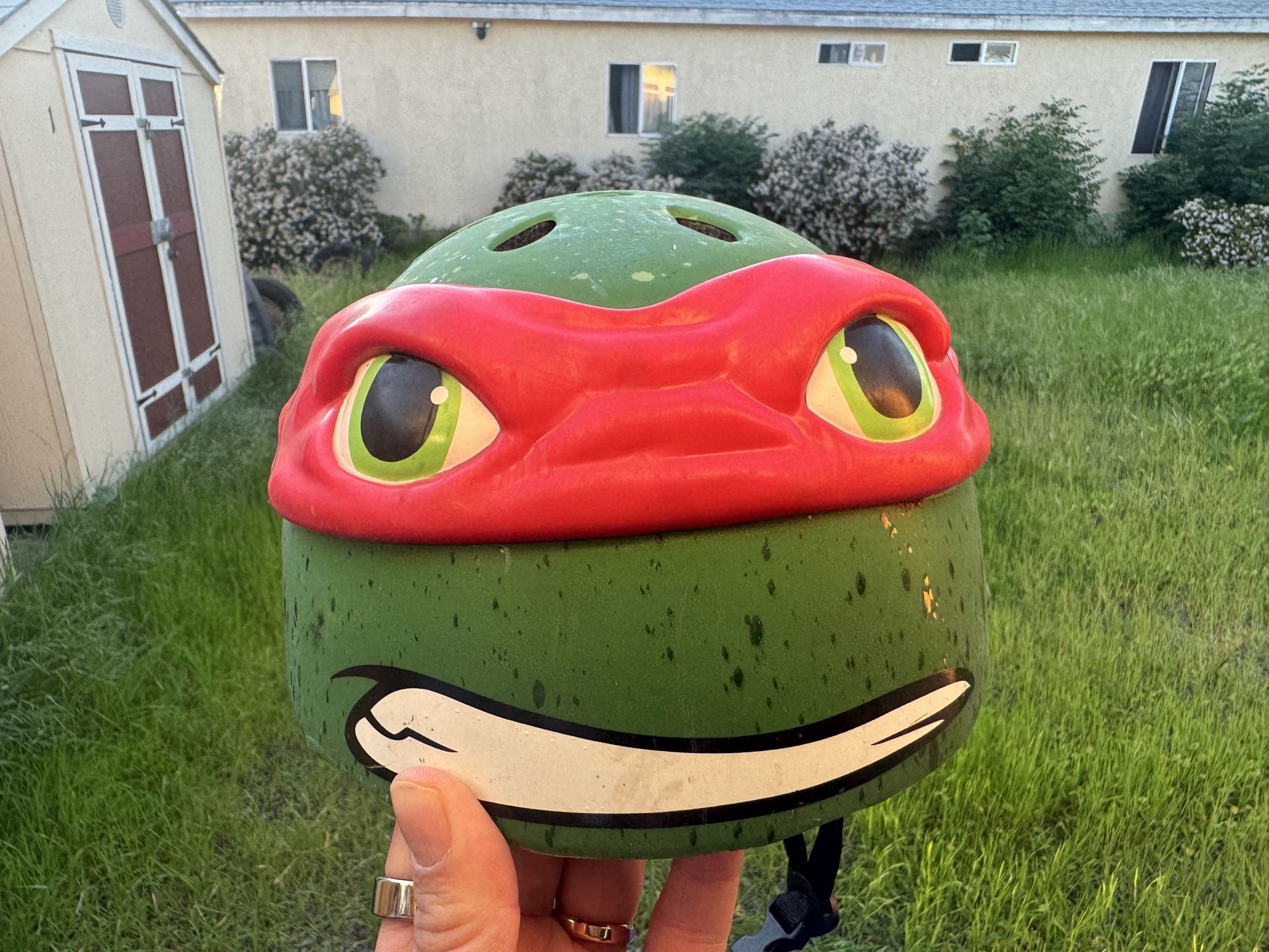 Kids ninja turtle helmet