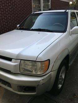 2004 Infiniti QX4