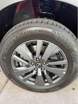 KUMHO CRUGEN HP71 TIRES AND WHEELS