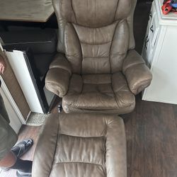 Reclining Swivel Leather Chair With Foot Stool 