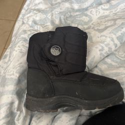 Kids Unisex Snow Boots Size 2