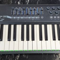 M Audio Keyboard Axiom 49