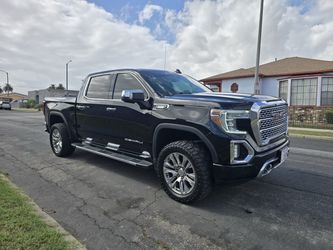 2022 GMC Sierra Denali