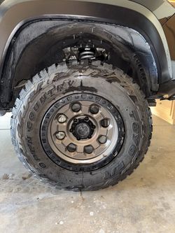 TRADE 17 Rims 285 / 70 /17