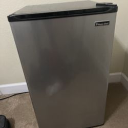 Small Refrigerator 