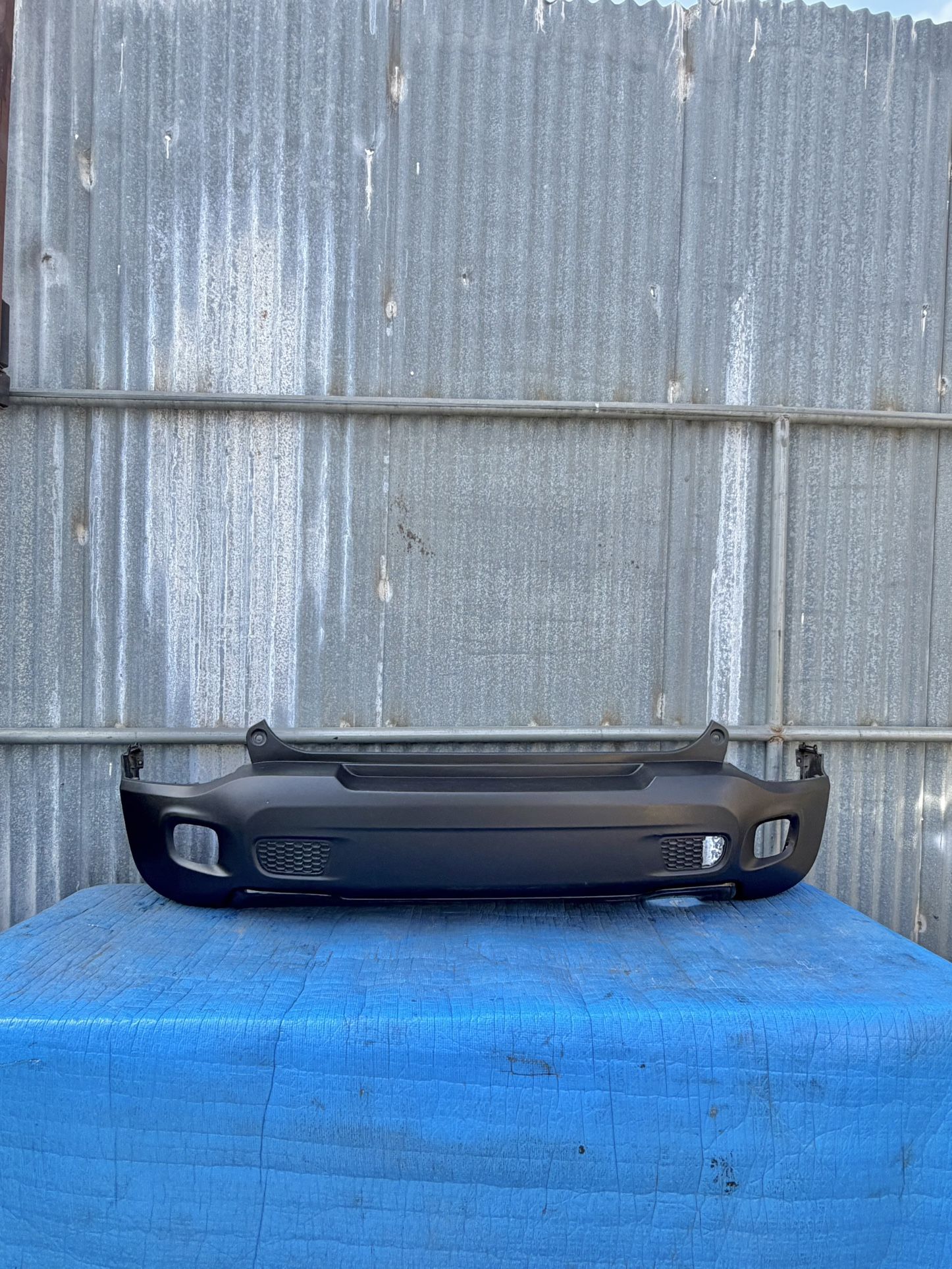 2015 2016 2017 2018 Jeep Renegade Rear Bumper & Lower Valance OEM (ORIGINAL)